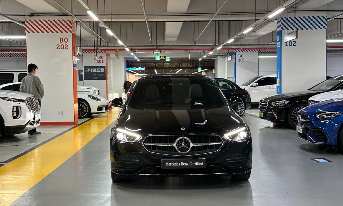 Mercedes-Benz C-Class C300 4MATIC Avantgarde, 2024