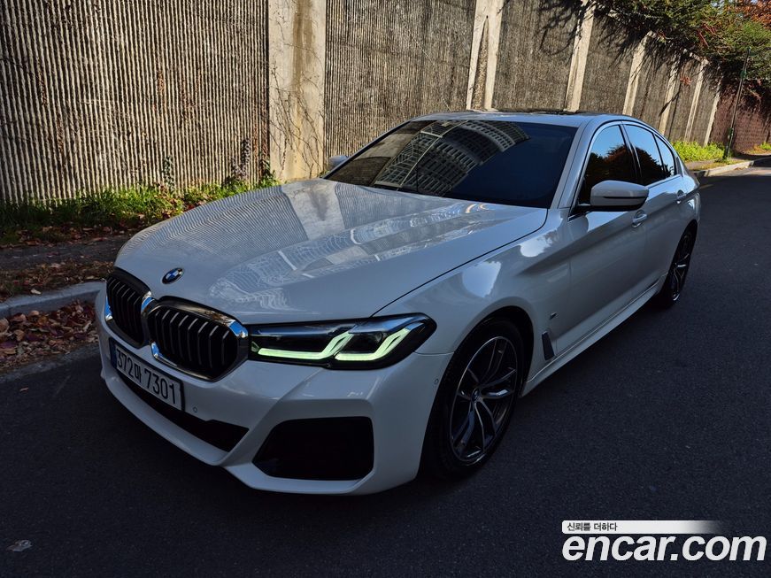 BMW 5-Series 520i M Sport, 2022