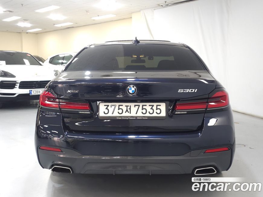BMW 5-Series 530i xDrive M Sport Package, 2022