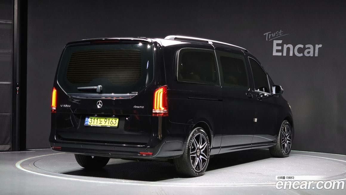 Mercedes-Benz V-Class V300 CDI, 2023