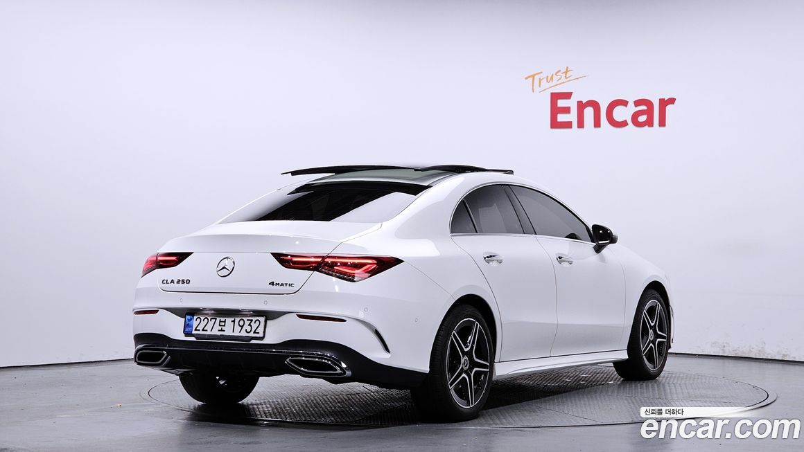 Mercedes-Benz CLA-Class CLA250 4MATIC, 2023