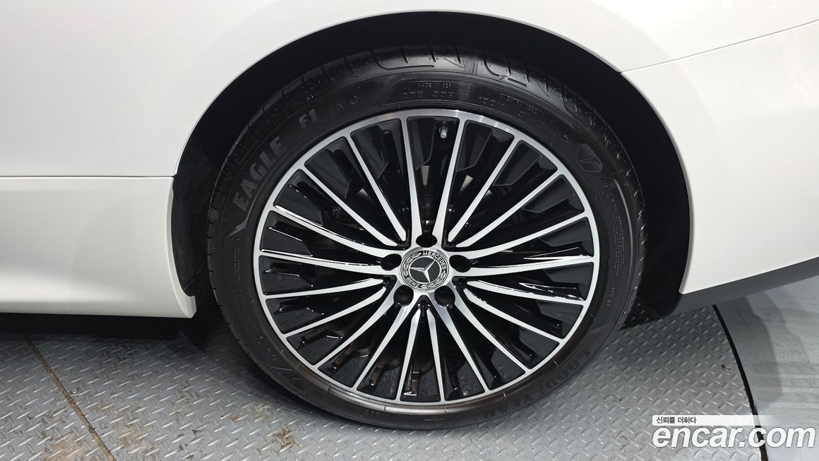 Mercedes-Benz CLE-Class CLE200 Coupe, 2024