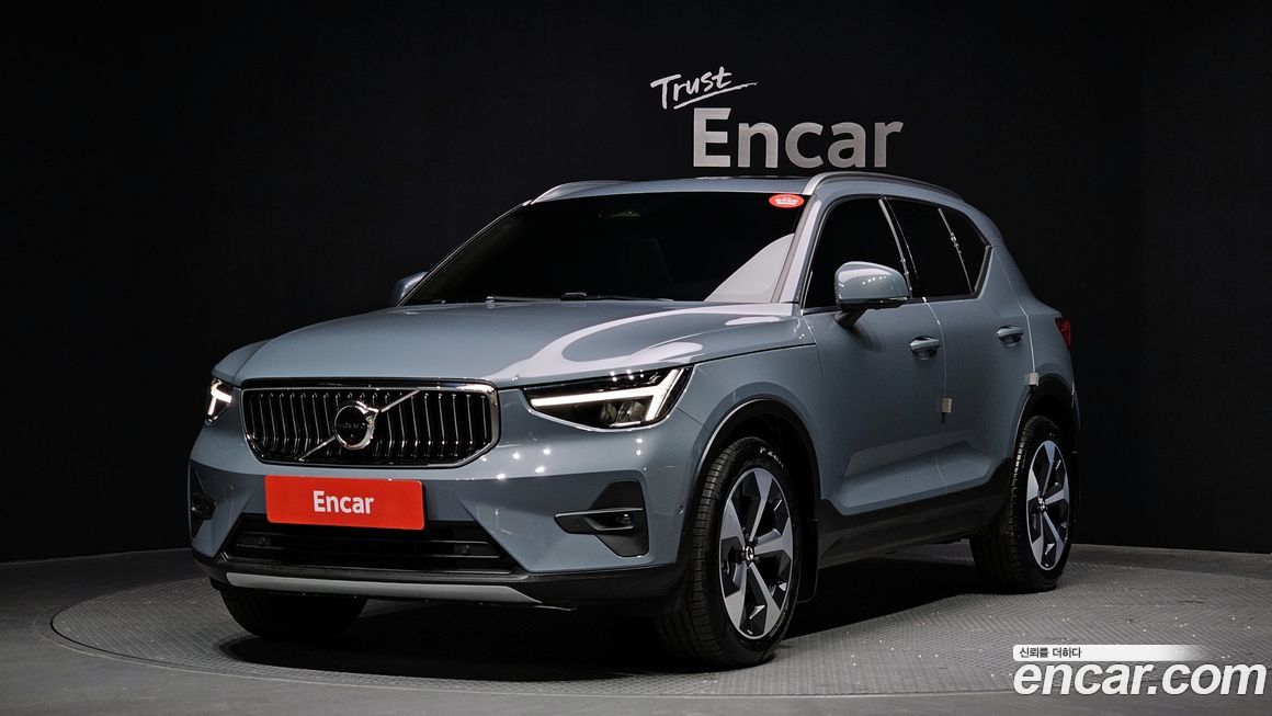 Volvo XC40 B4 Ultimate Bright, 2023