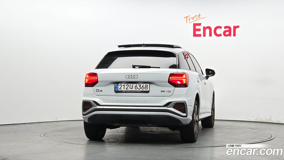 Audi Q2 35 TDI Premium, 2023