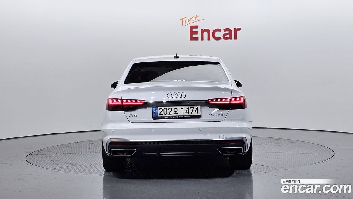 Audi A4 40 TFSI Premium, 2023