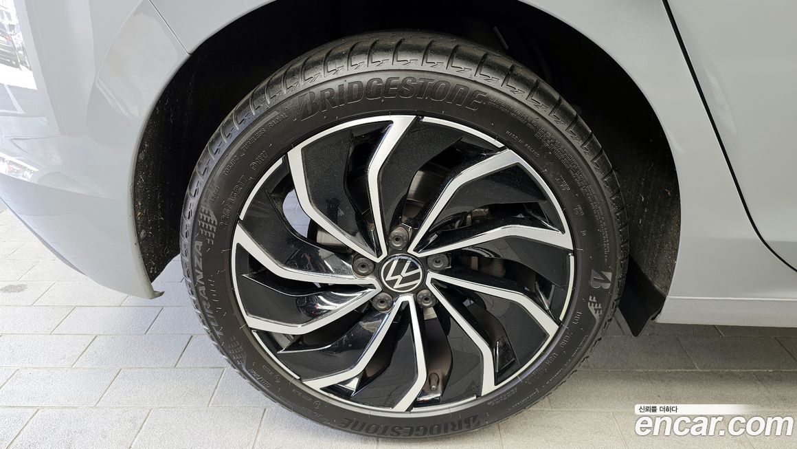 Volkswagen Golf 2.0 TDI Prestige, 2023