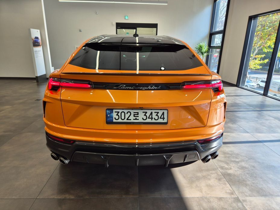 Lamborghini Urus 4.0 V8, 2022