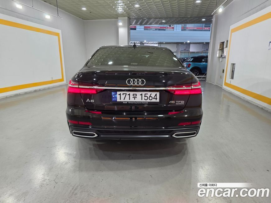 Audi A6 45 TFSI Quattro Premium, 2023