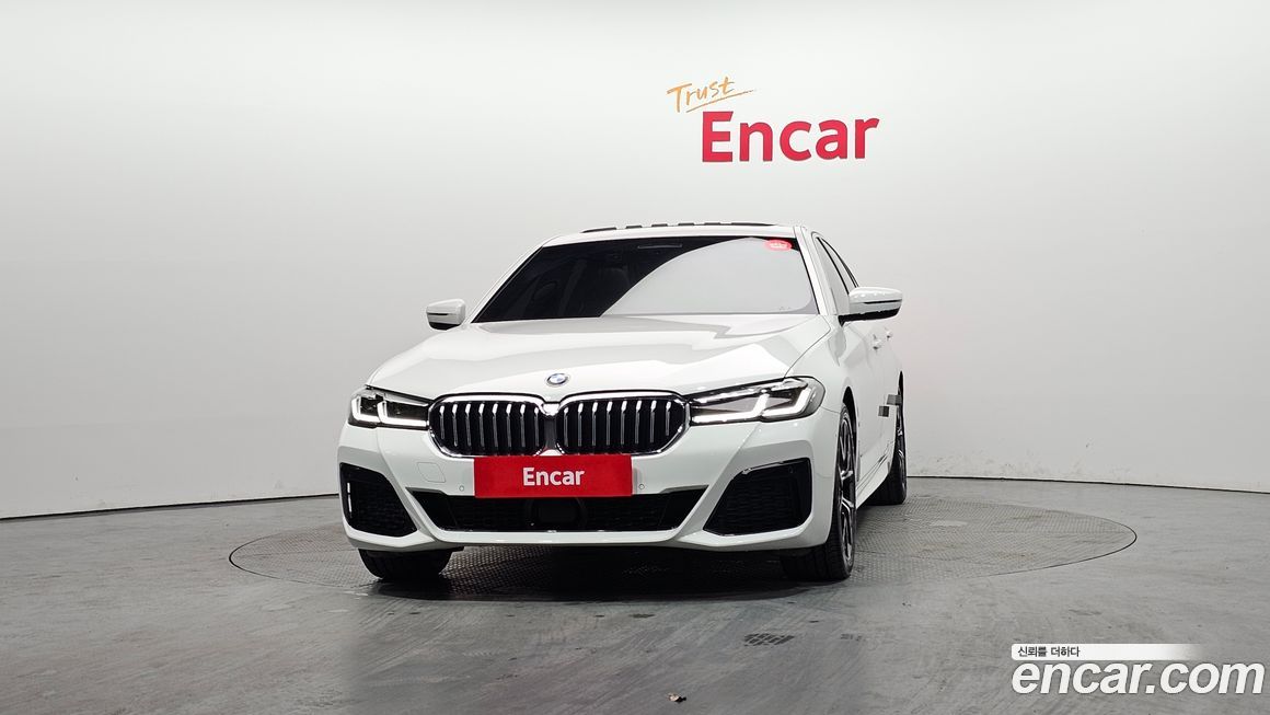 BMW 5-Series 530i xDrive M Sport Package, 2022