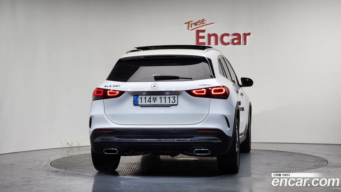 Mercedes-Benz GLA-Class GLA250 4MATIC, 2023