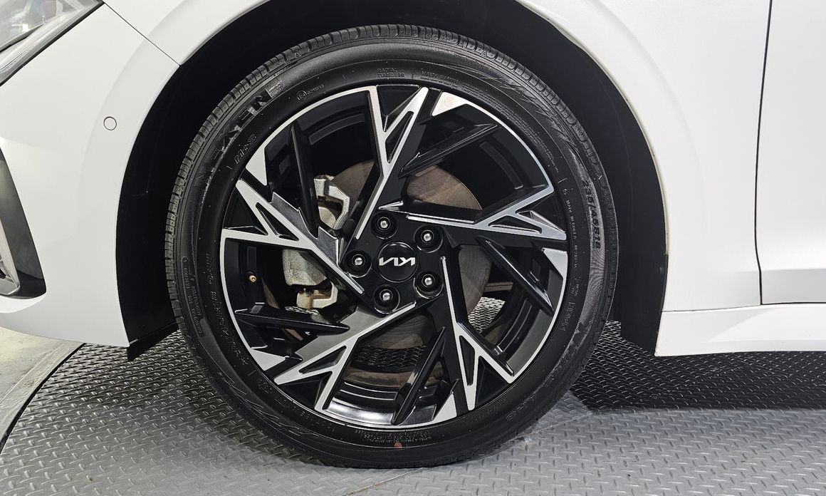Kia K5 2.0, 2024