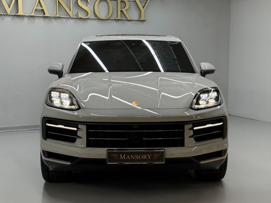 Porsche Cayenne 3.0, 2024