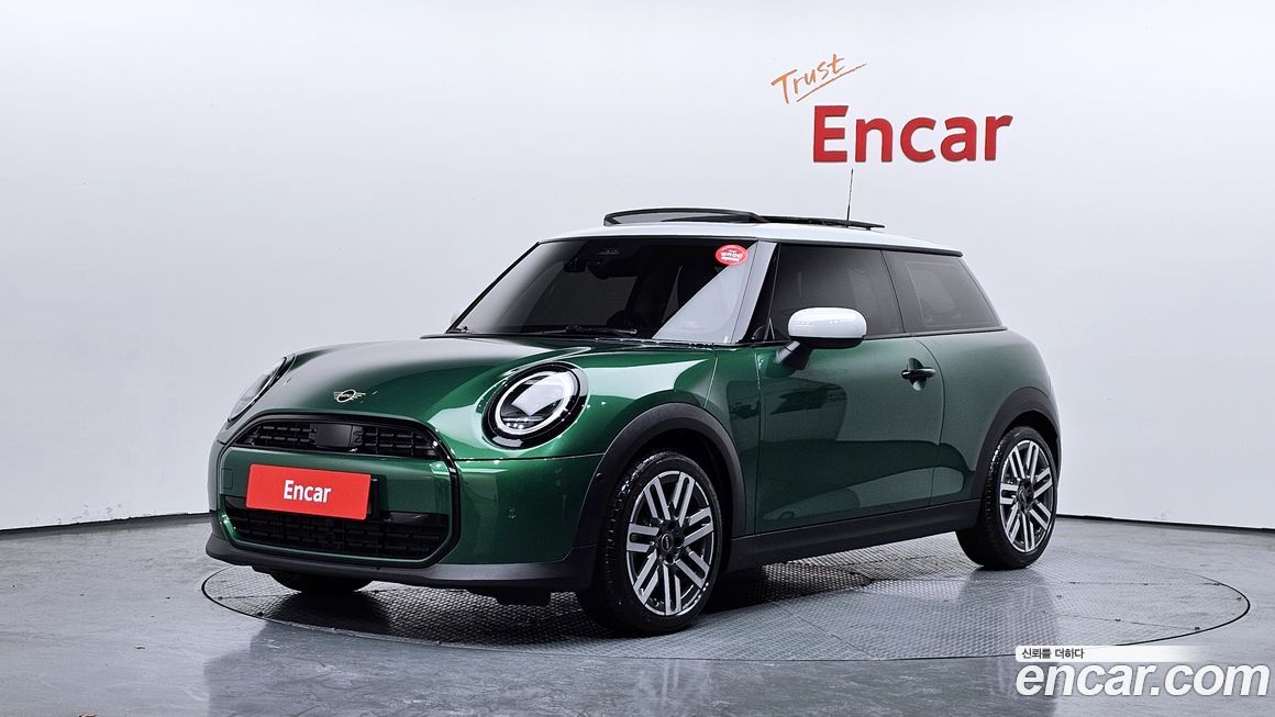 Mini Cooper Classic, 2025