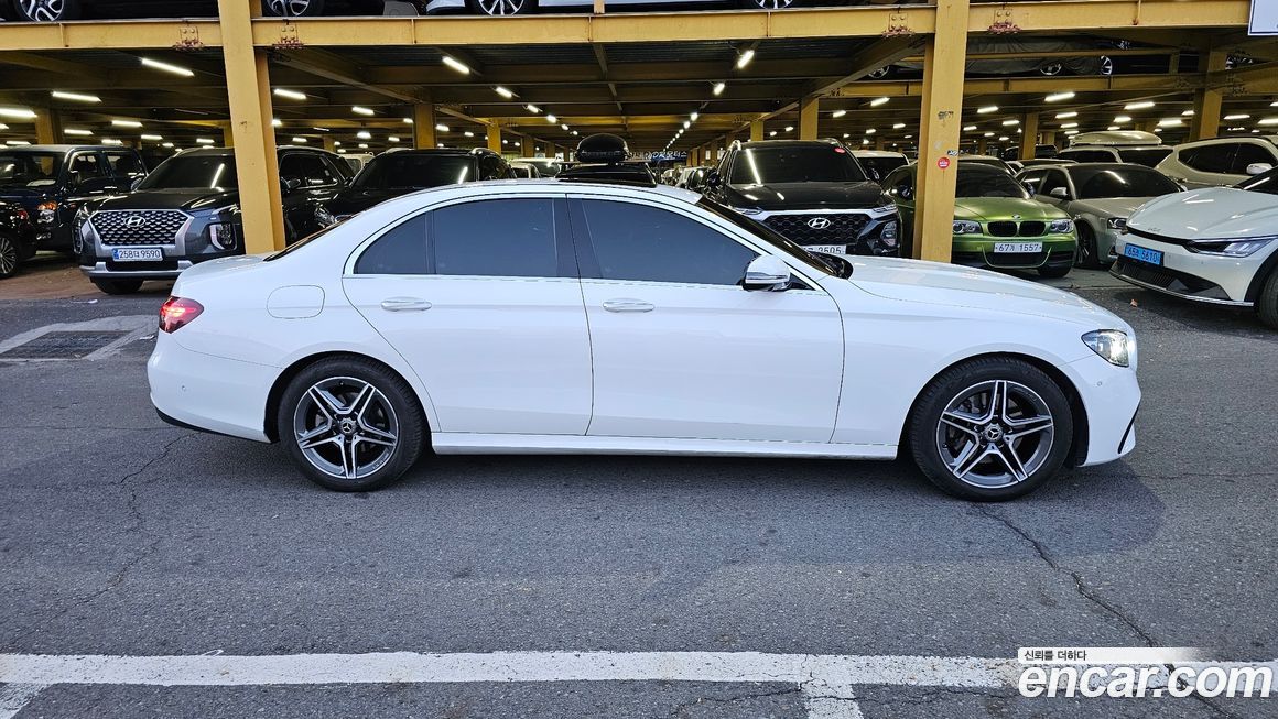 Mercedes-Benz E-Class E250 AMG Line, 2023