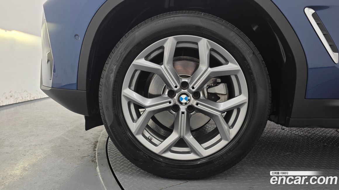BMW X4 xDrive20i xLine, 2023