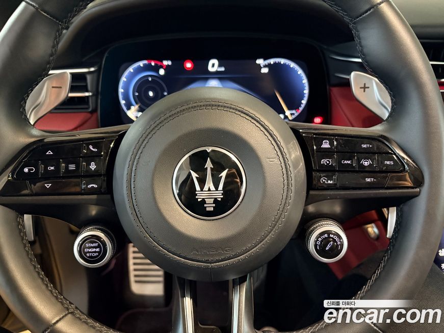 Maserati Grecale 3.0 AWD Trofeo, 2023