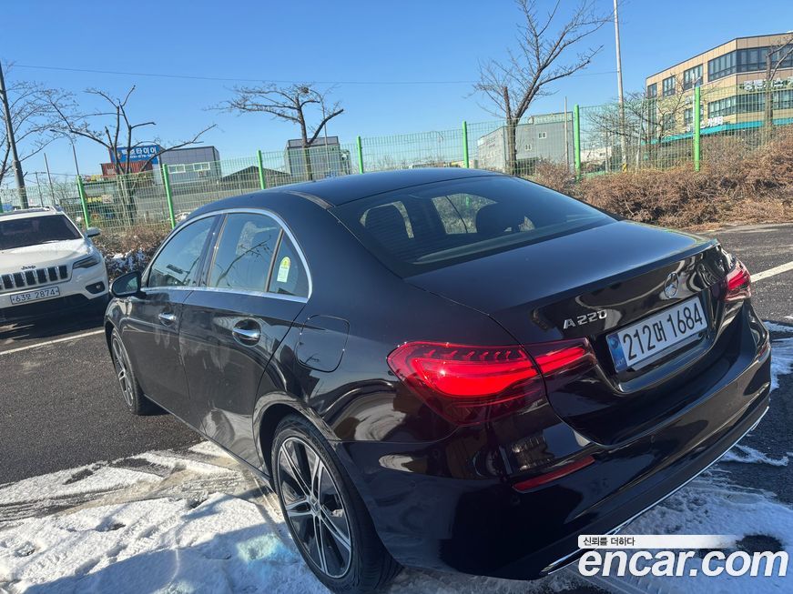 Mercedes-Benz A-Class A220 Sedan, 2025
