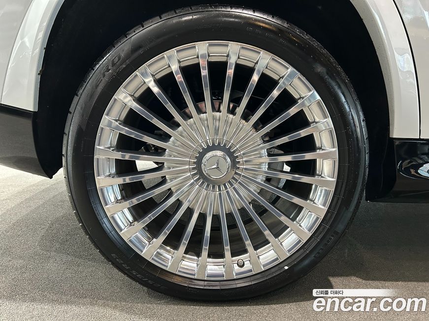 Mercedes-Benz GLS-Class Maybach GLS600 4MATIC, 2025