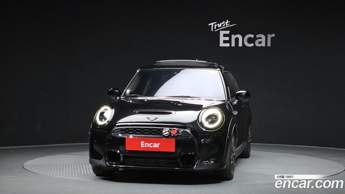 Mini Cooper 5Door Classic, 2024