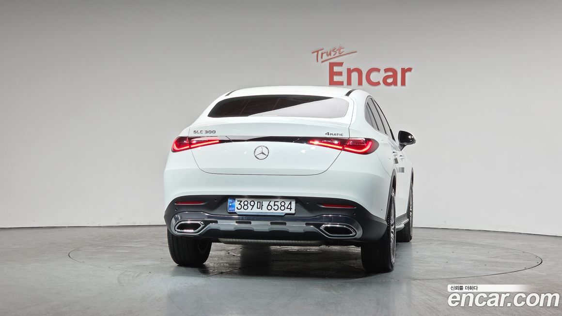 Mercedes-Benz GLC-Class GLC300 4MATIC Avnatgarde Coupe, 2025