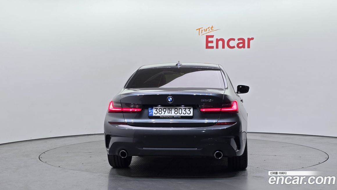 BMW 3-Series 320i M Sport, 2022