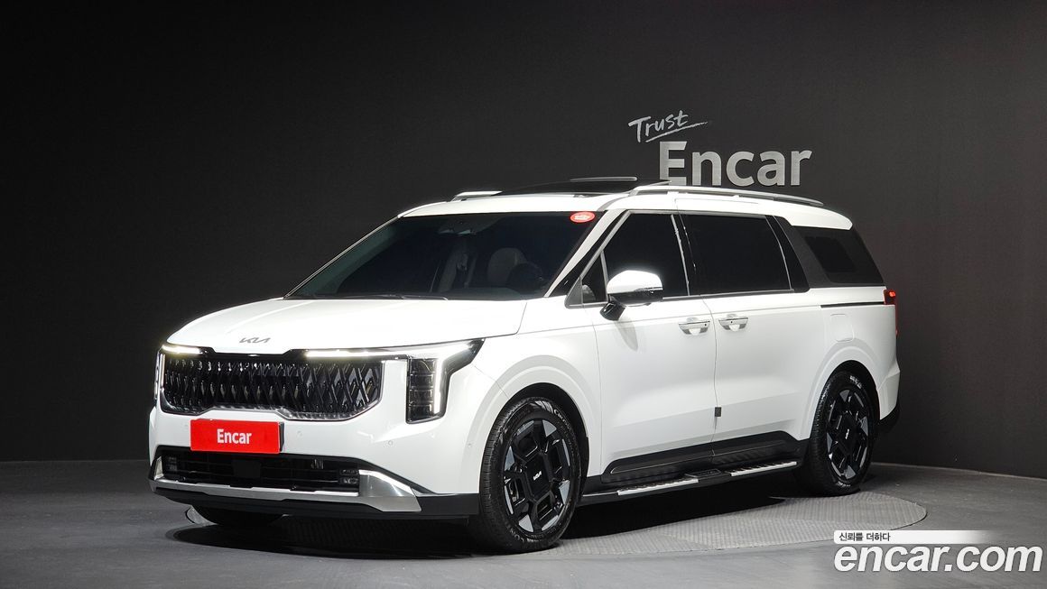 Kia Carnival 9-Seater Signature, 2025