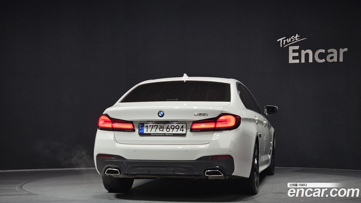 BMW 5-Series 530i M Sport Package, 2023