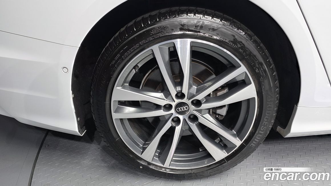 Audi A6 45 TFSI Premium, 2023