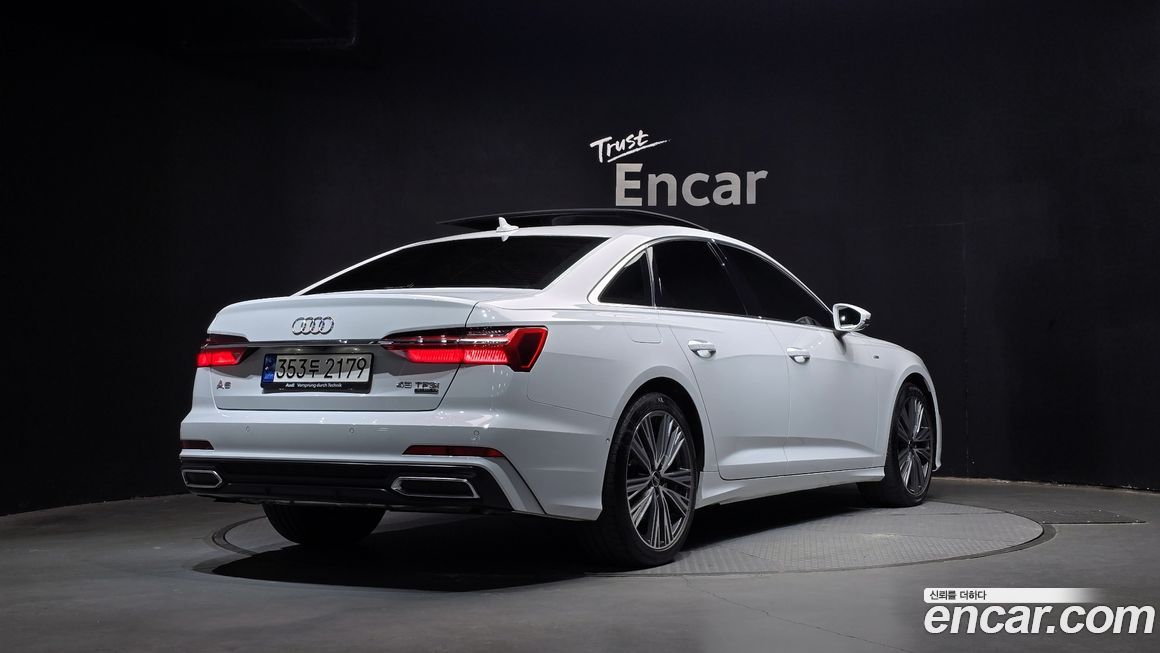 Audi A6 45 TFSI Quattro Premium, 2023