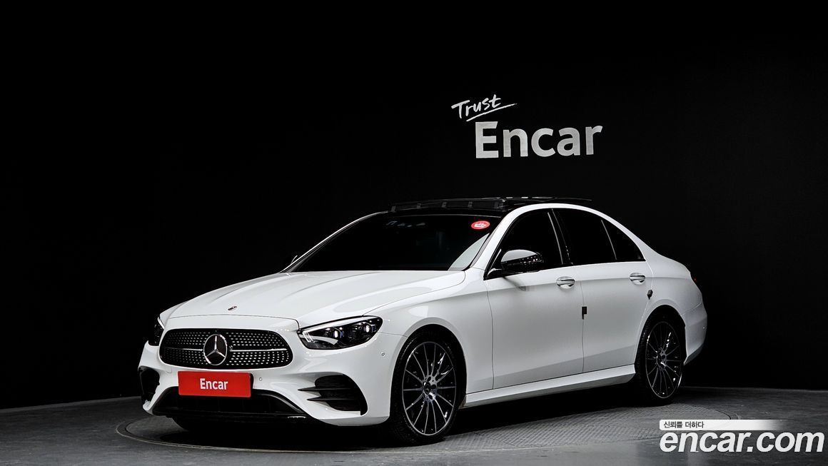 Mercedes-Benz E-Class E350 4MATIC AMG Line, 2023