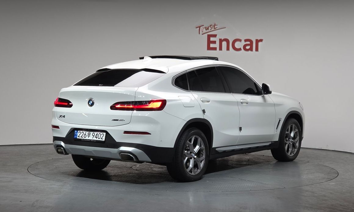 BMW X4 xDrive20i xLine, 2023