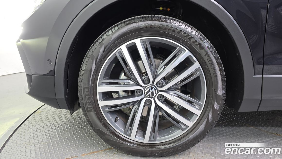 Volkswagen Tiguan 2.0 TDI 4Motion Prestige, 2022