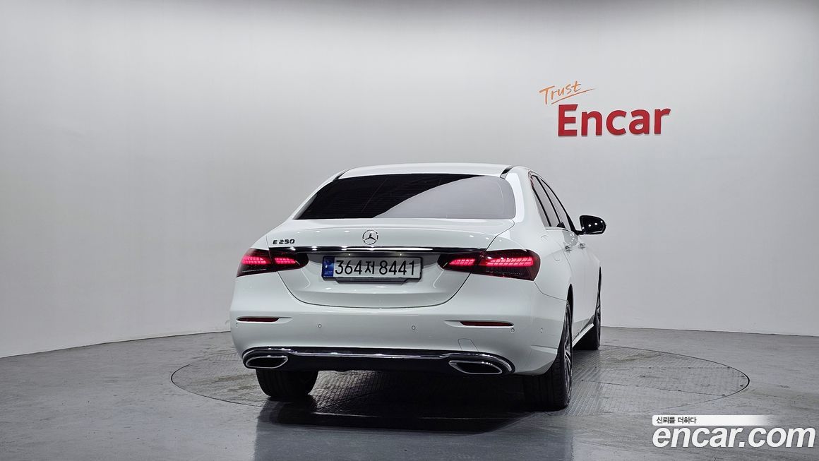 Mercedes-Benz E-Class E250 Avantgarde, 2022