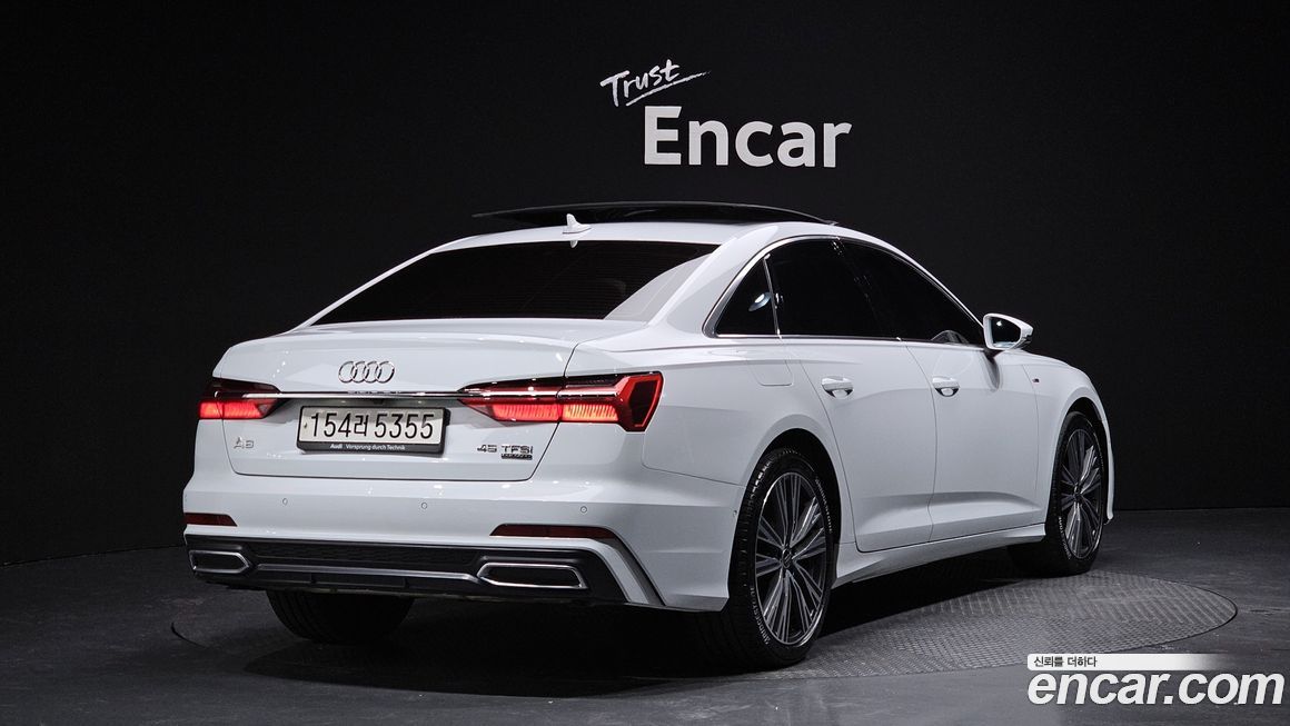 Audi A6 45 TFSI Quattro Premium, 2023