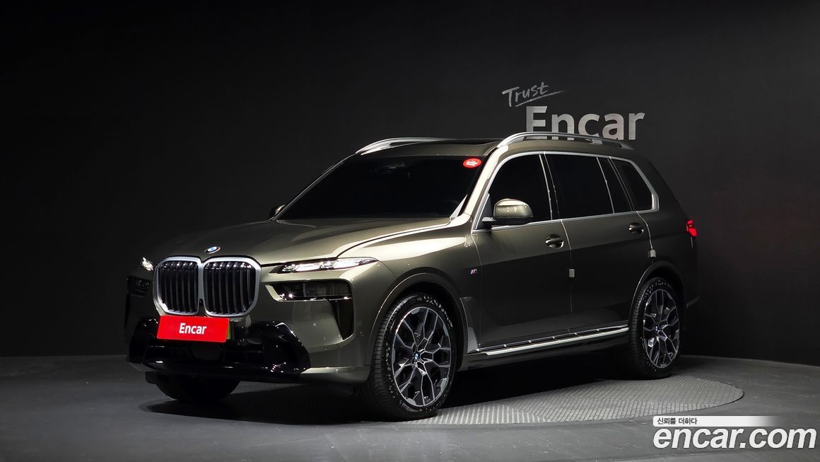 BMW X7 xDrive 40i M Sport 6STR, 2025