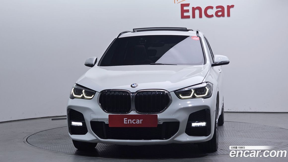 BMW X1 xDrive 20i M Sport, 2022