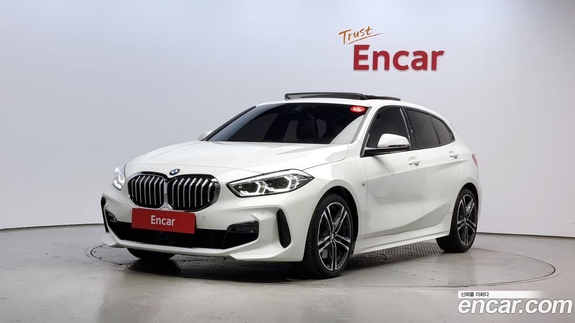 BMW 1-Series 120i M Sports, 2023