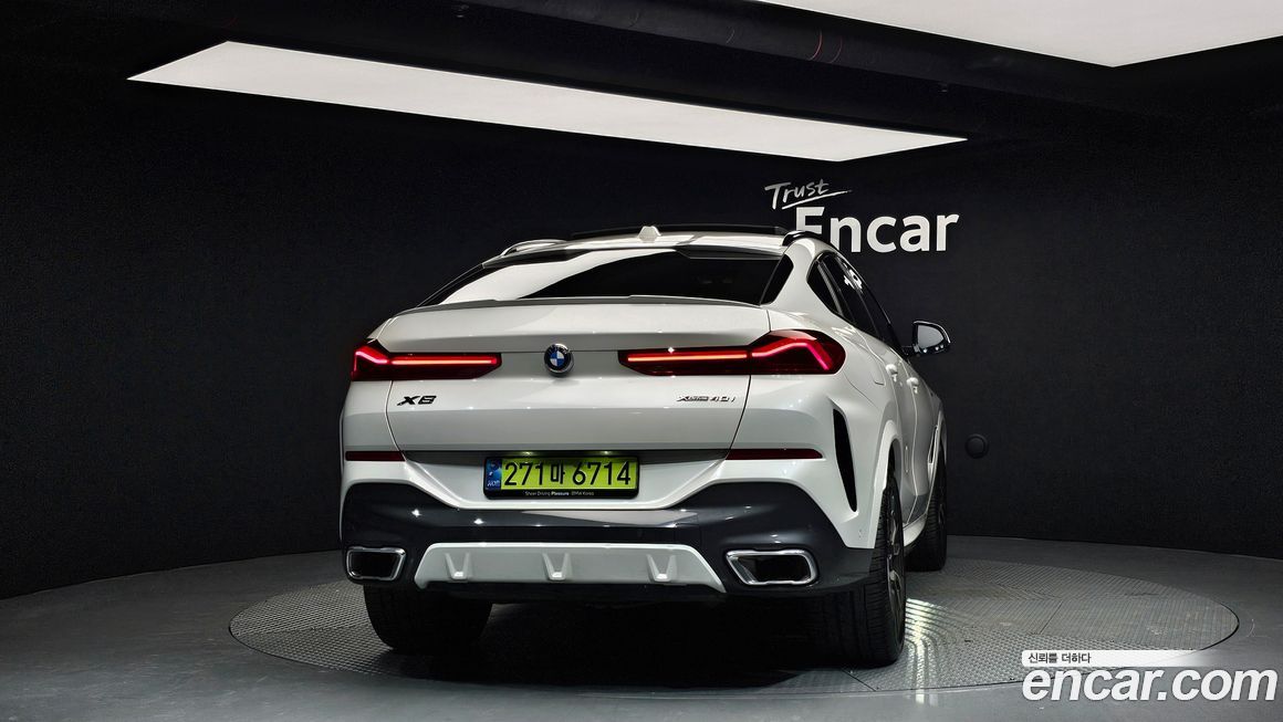 BMW X6 xDrive40i M Sport, 2025