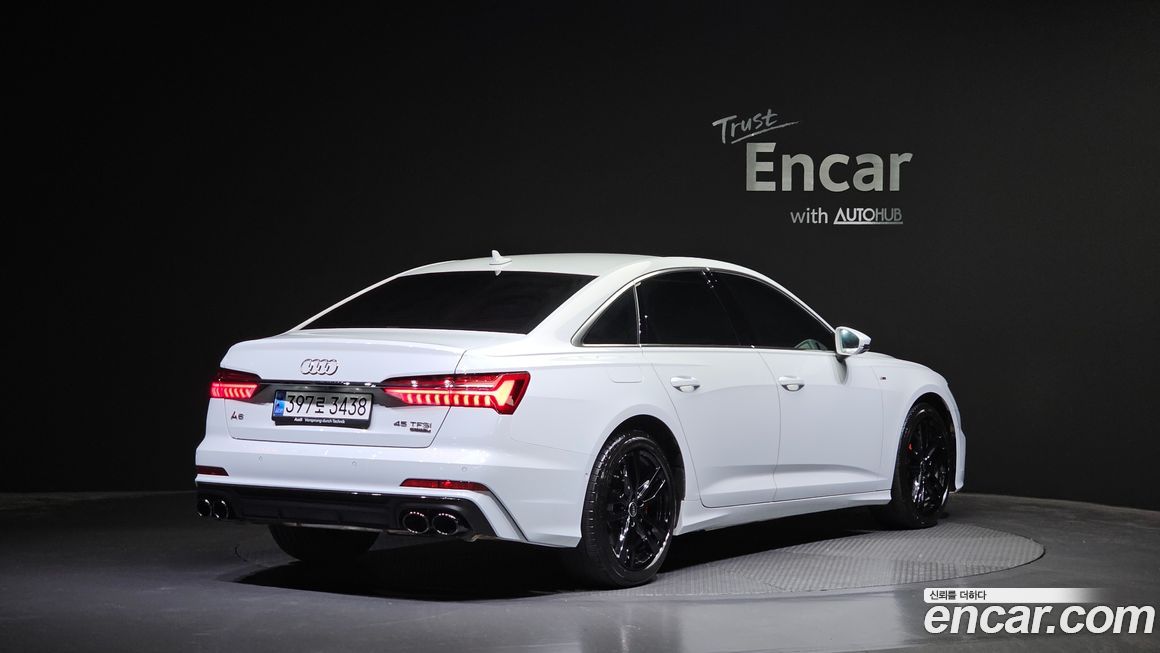 Audi A6 45 TFSI Quattro Premium, 2023
