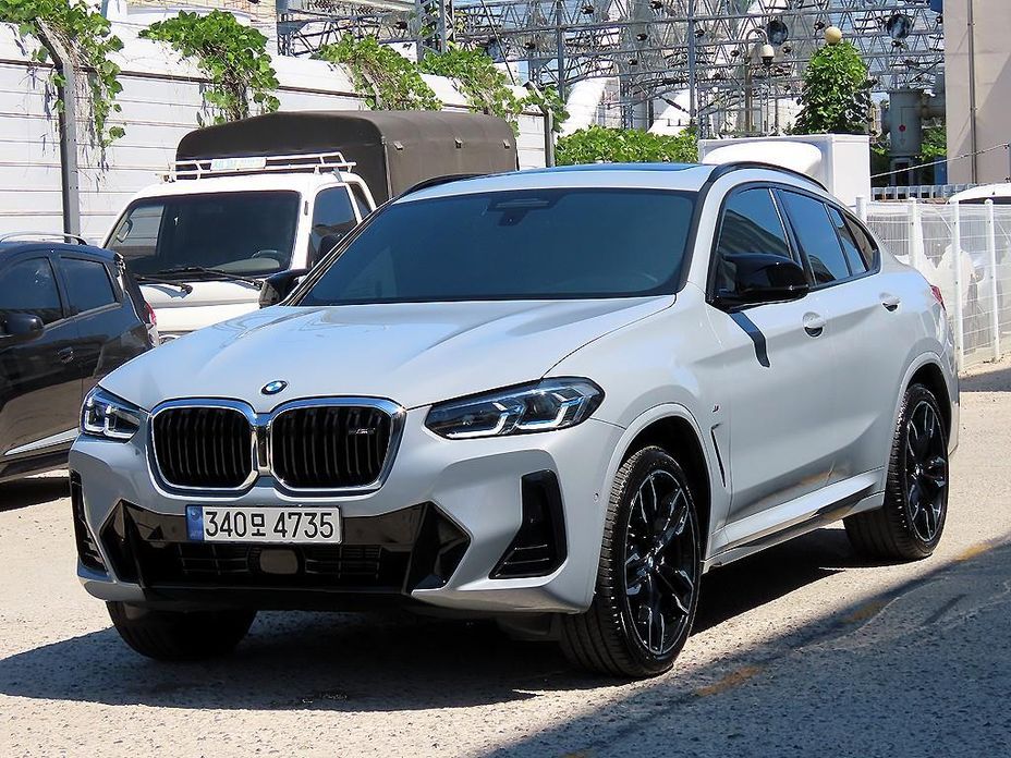 BMW X4 xDrive M40i, 2024