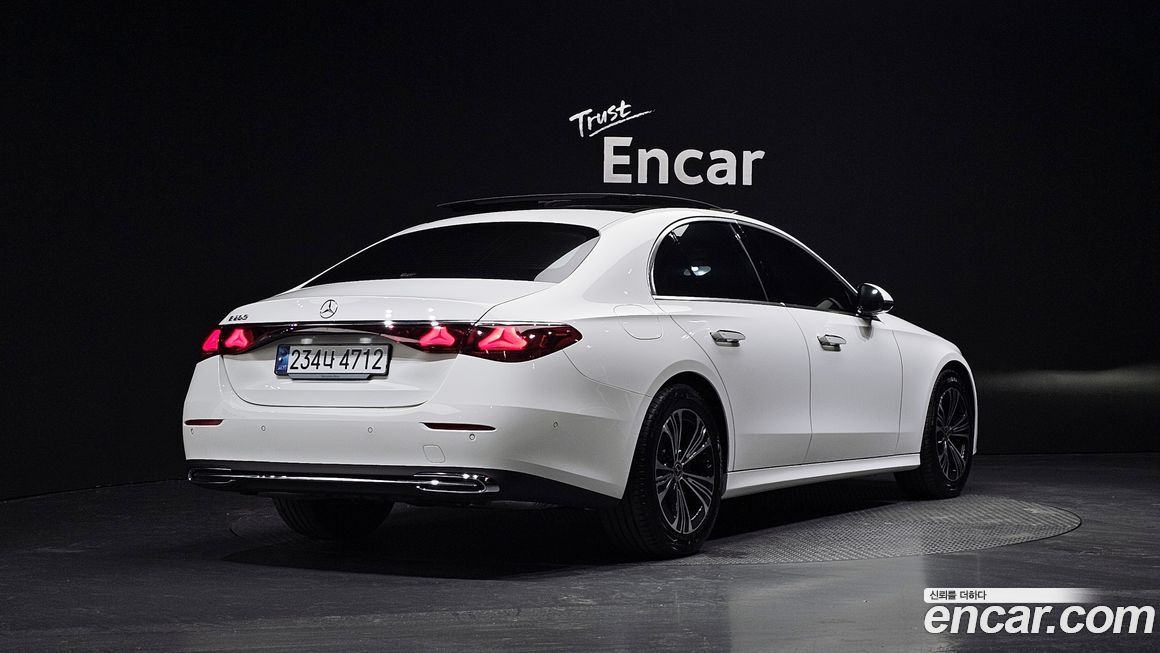 Mercedes-Benz E-Class E200 Avantgarde, 2025