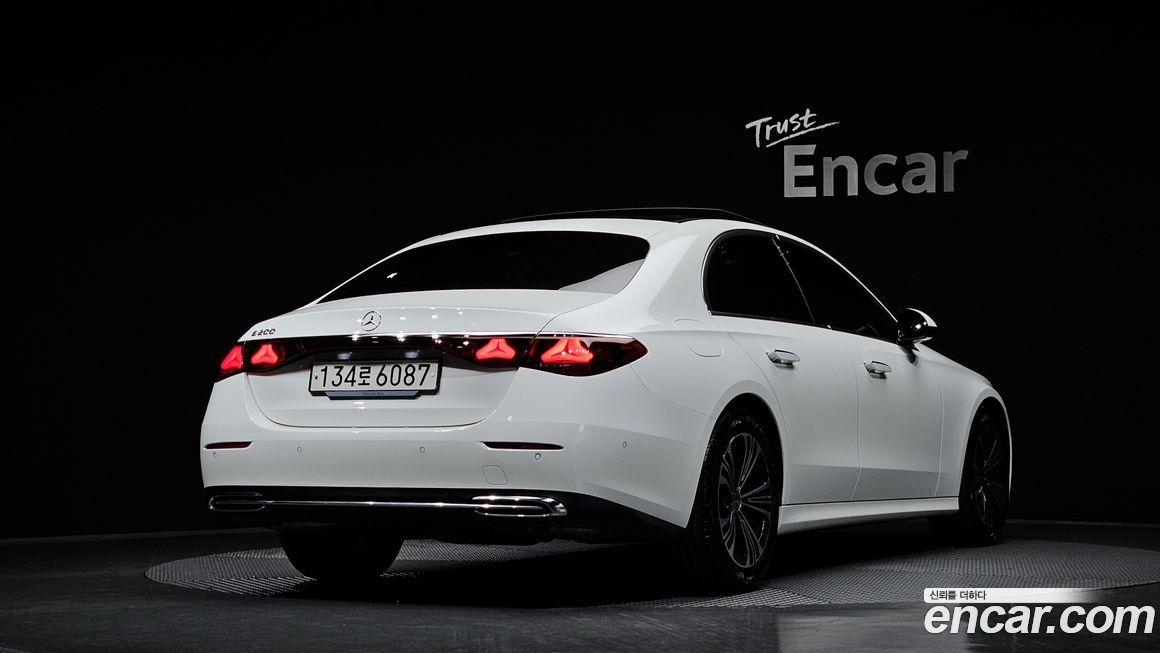 Mercedes-Benz E-Class E200 Avantgarde, 2025