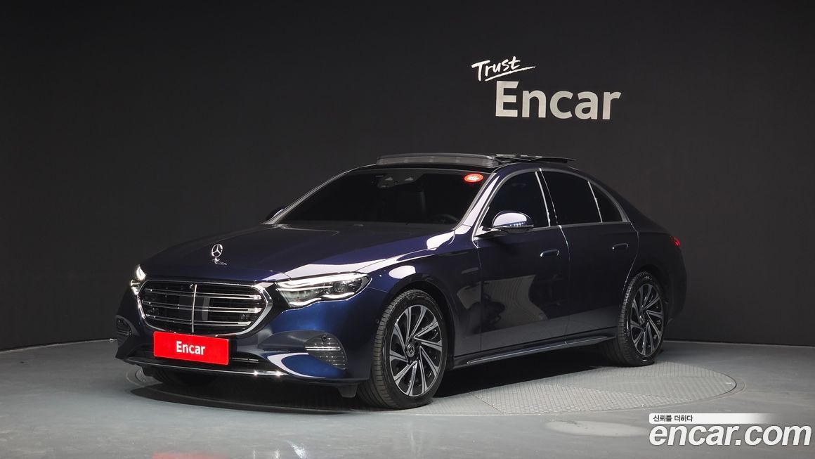 Mercedes-Benz E-Class E300 4MATIC Exclusive, 2024