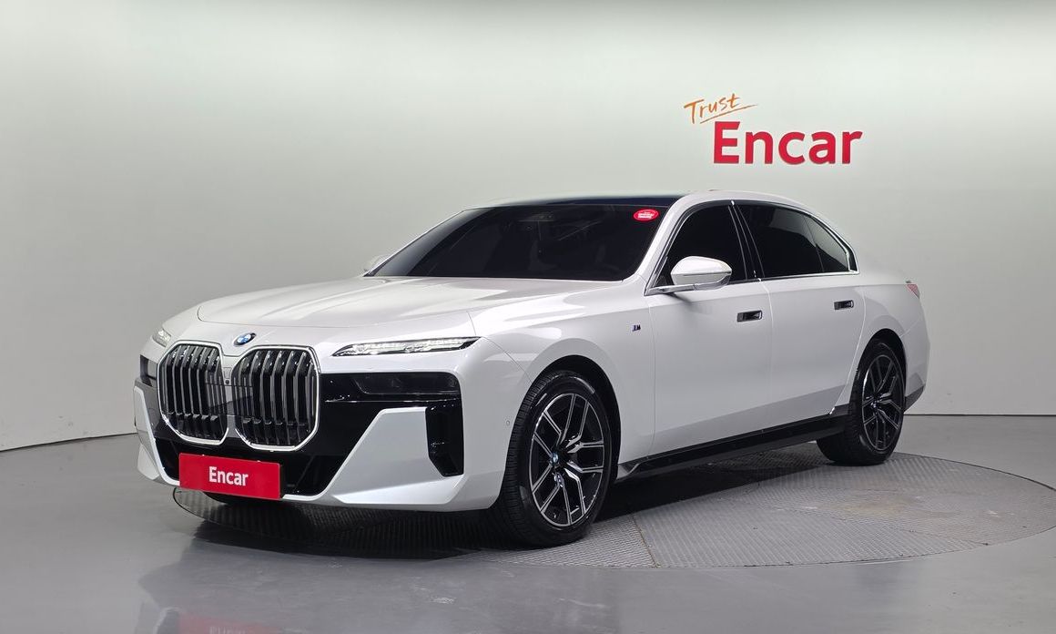 BMW 7-Series 740i xDrive M Sport, 2024