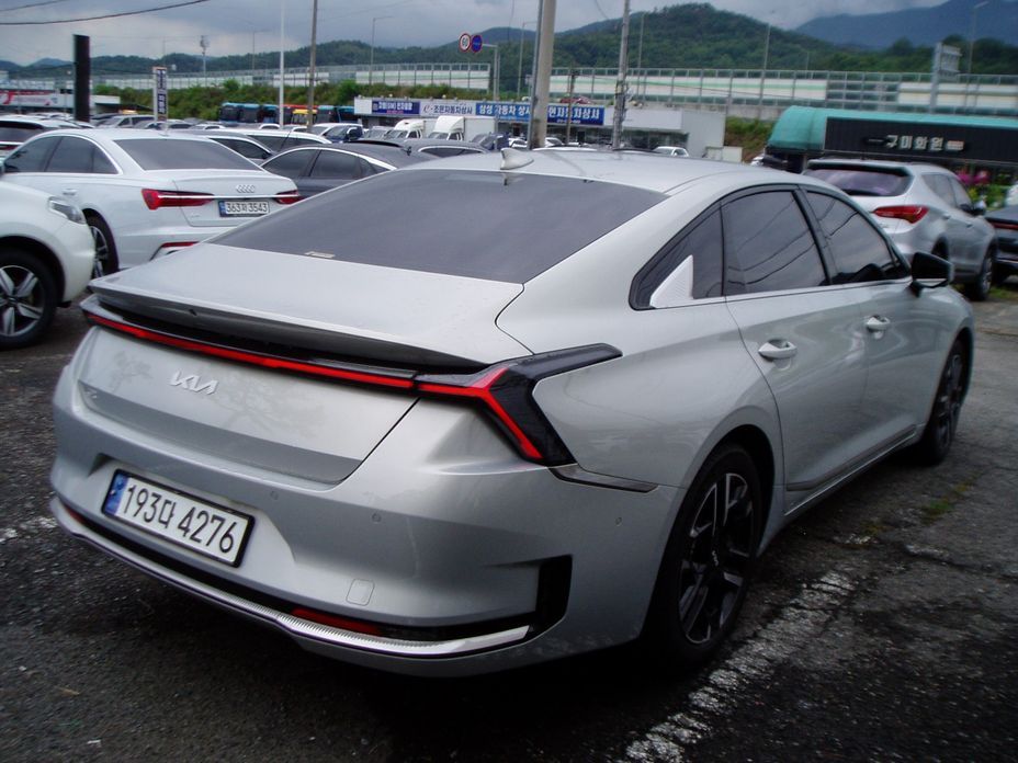Kia K8 2.5 Gasoline 2WD, 2025
