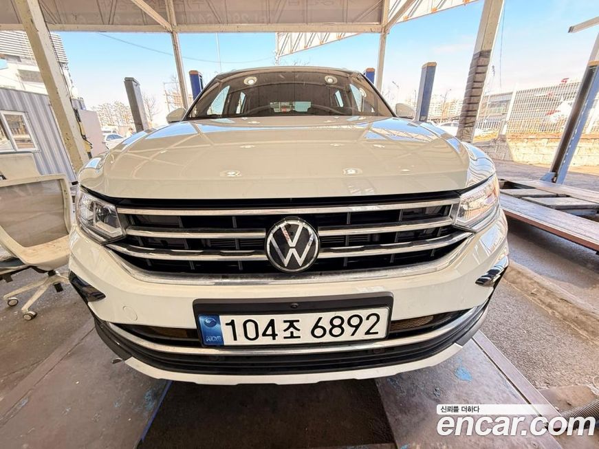 Volkswagen Tiguan 2.0 TDI Prestige, 2024
