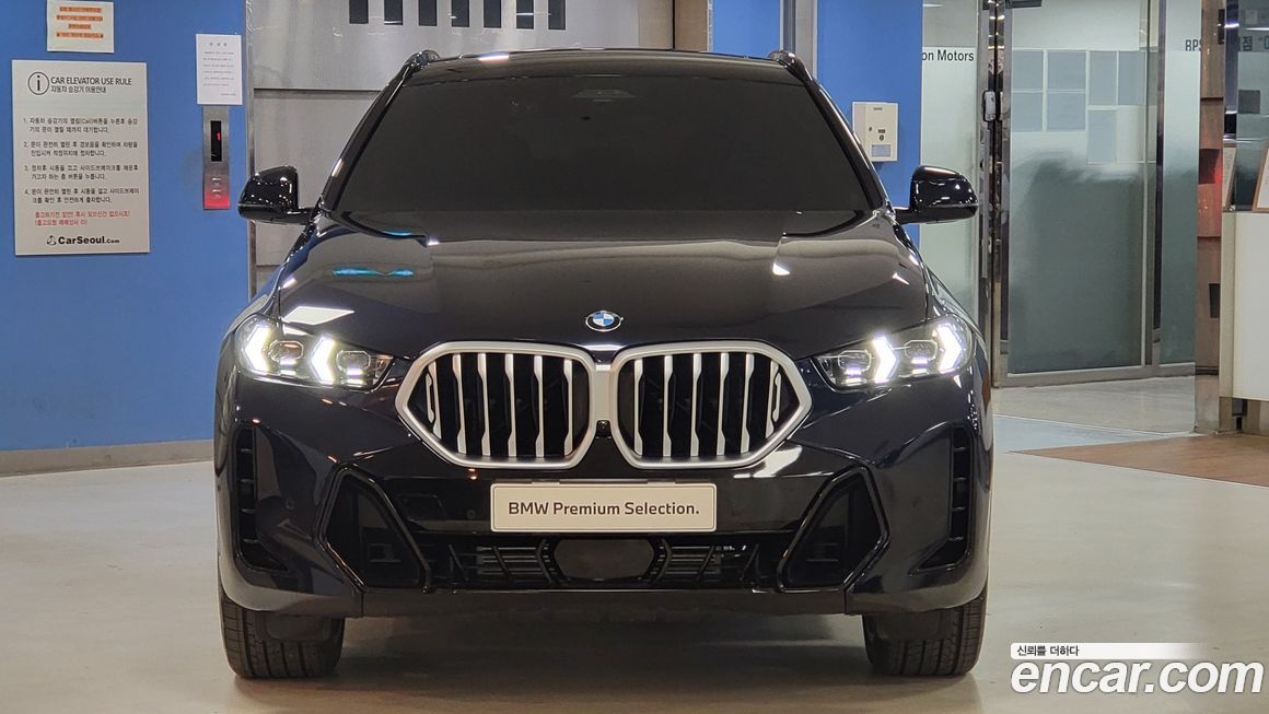 BMW X6 xDrive40i M Sport, 2025