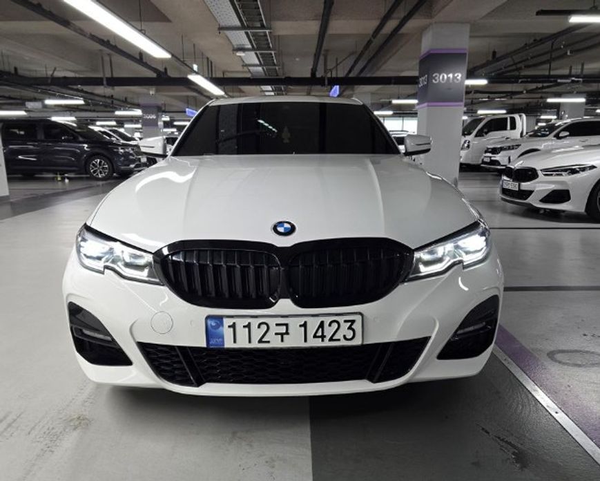 BMW 3-Series 320i M Sport, 2022
