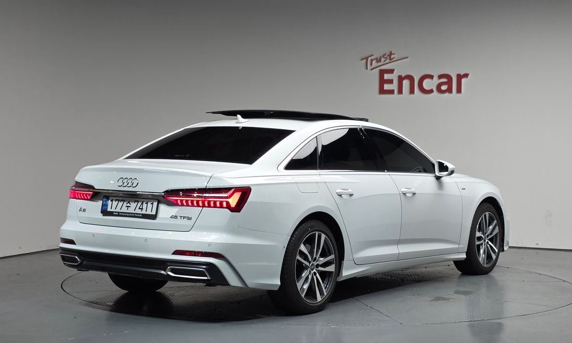 Audi A6 45 TFSI Premium, 2022