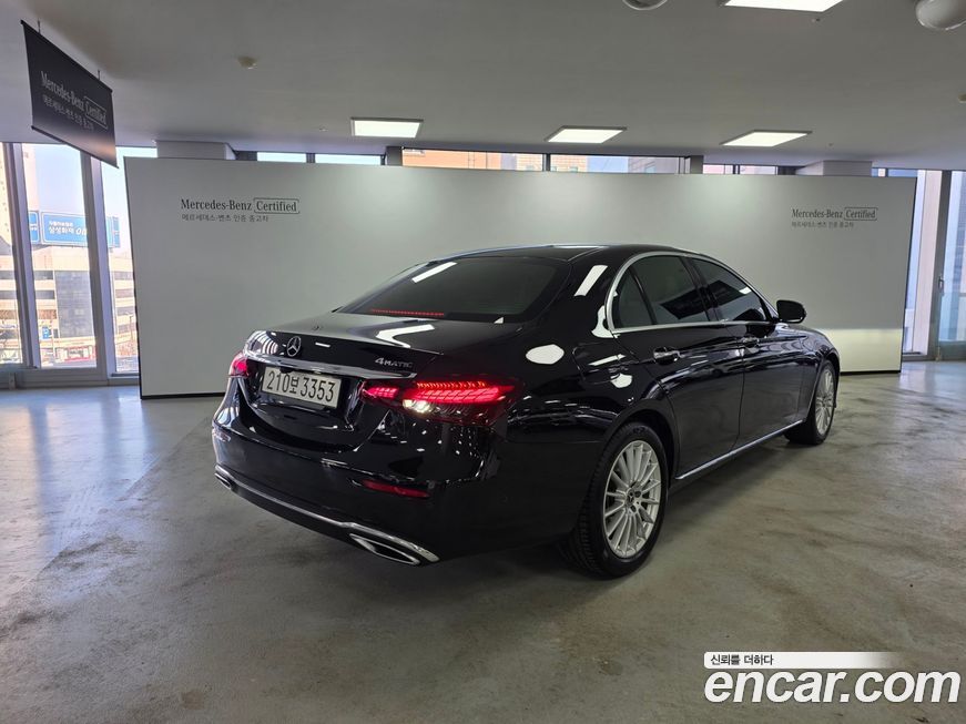 Mercedes-Benz E-Class E220d 4MATIC Exclusive, 2022